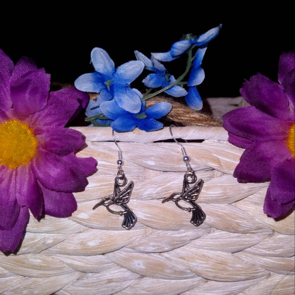 Hummingbird dangle earrings
